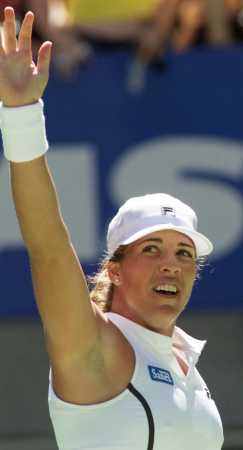 Australian Open 2001: 1R def. Nagyova 4-6 6-2 7-5