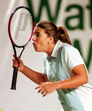 Hong Kong 2001: SF lost to Kournikova 6-3 5-7 0-6