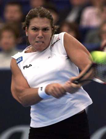 Quebec 2000: QF def. Sonya Jeyaseelan 7-5 6-0