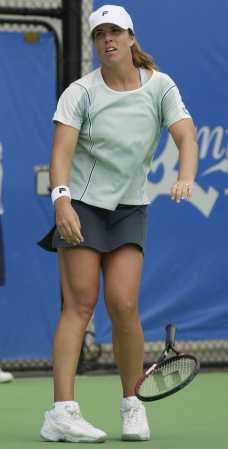 Sydney 2001: 2R lost to Raymond 6-2 3-6 5-7