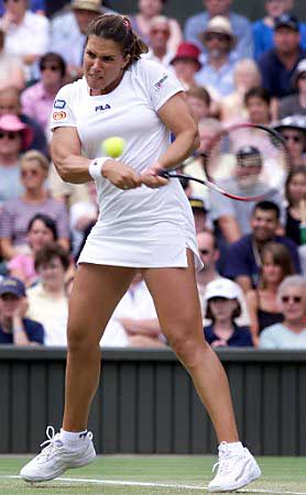Wimbledon 2000: 4R lost to Davenport 3-6 3-6