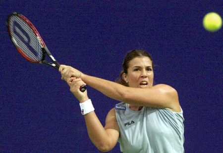 Zurich 2000: QF def. Anna Kournikova 7-6 (7-4) 6-4